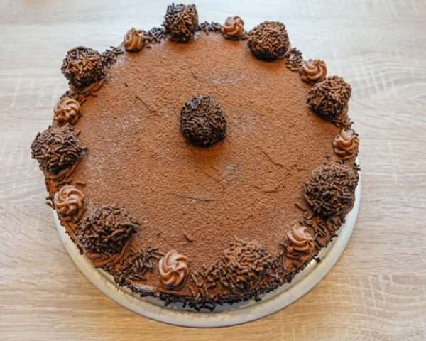 Čokoládový dort 25 cm Prodej Praha - obr2