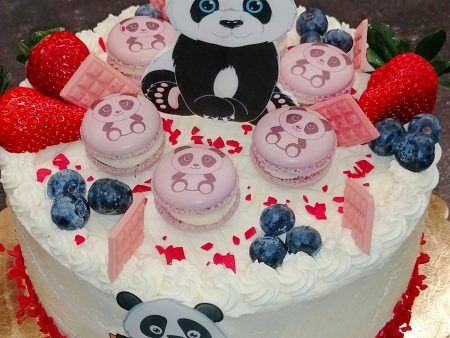 Narozeninový dort panda pro holčičky – pohádkový dort pro děvčata (s možností výběru korpusu, krému a zdobení)