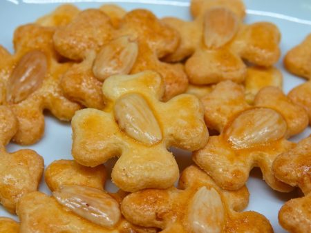 Máslové sušenky s mandlí - mandlové sušenky podle holandského receptu (domácí štěstíčka)